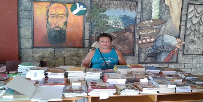 Llega al ISMMM la Feria Nacional del Libro
