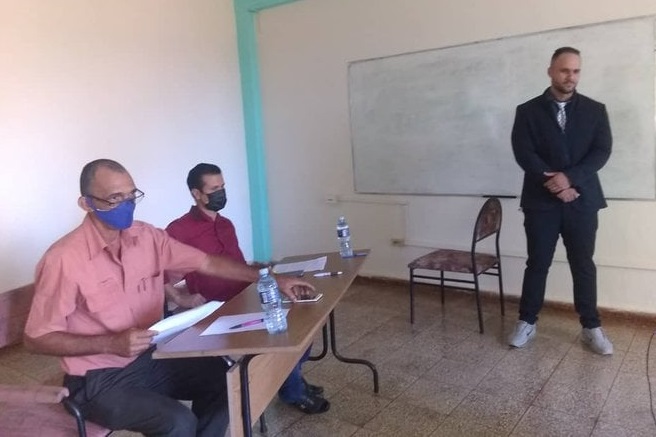 Dos nuevos egresados de la Maestría de Electromecánica