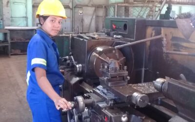 Rostros de Nuestras Jóvenes en la Industria del Níquel 🛠️